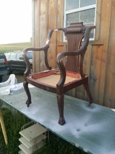 This is the king chair of the king and queen set that will be painted in kitty black and re-upholster with sunshine yellow fabric. 